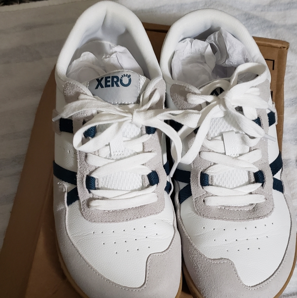 Shoes - Picture 5 of 5